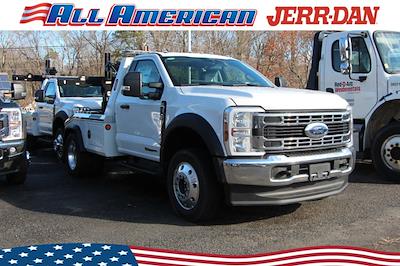 New 2024 Ford F-550 XLT Regular Cab 4WD, Wrecker Body for sale #24J383 - photo 1