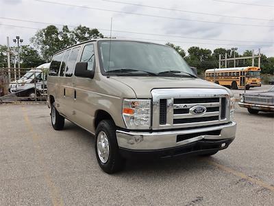 Used 2010 Ford E-350 XLT 4x2, Passenger Van for sale #FO43303A - photo 1