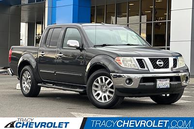 Used 2013 Nissan Frontier SL Crew Cab 4x2, Pickup for sale #24U0519 - photo 1