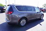 Used 2022 Chrysler Pacifica Touring L FWD, Minivan for sale #31307E - photo 2