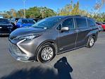 Used 2021 Toyota Sienna XLE FWD, Minivan for sale #U104513B - photo 4