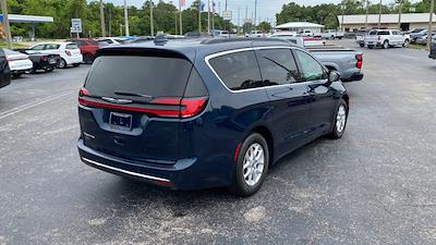 Used 2022 Chrysler Pacifica Touring L FWD, Minivan for sale #PNR153604 - photo 2