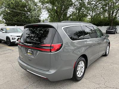 Used 2022 Chrysler Pacifica Touring L FWD, Minivan for sale #Z1093 - photo 2