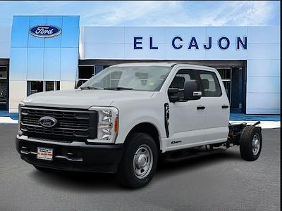 2023 Ford F-350 Crew Cab SRW 4x2, Cab Chassis for sale #00230448 - photo 1