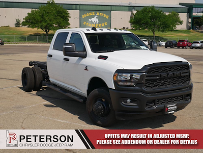 2024 Ram 3500 Crew Cab DRW 4x2, Cab Chassis for sale #624270 - photo 1