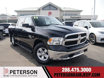 Used 2022 Ram 1500 Classic SLT Crew Cab 4x4, Pickup for sale #995161 - photo 1