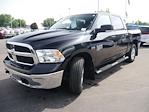 Used 2022 Ram 1500 Classic SLT Crew Cab 4x4, Pickup for sale #995161 - photo 5