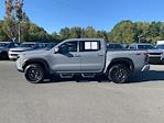 Used 2022 Nissan Frontier Crew Cab 4x4, Pickup for sale #J245232B - photo 4