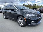 Used 2023 Chrysler Pacifica Touring L AWD, Minivan for sale #KP1411 - photo 5
