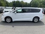 Used 2022 Chrysler Pacifica Touring L FWD, Minivan for sale #KP1600 - photo 3