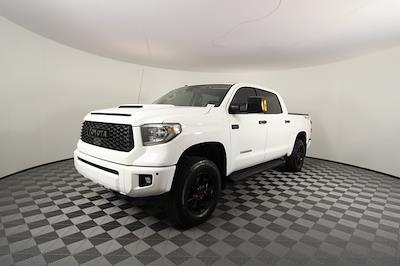 Used 2018 Toyota Tundra SR5 Crew Cab 4x4, Pickup for sale #D141301A - photo 1