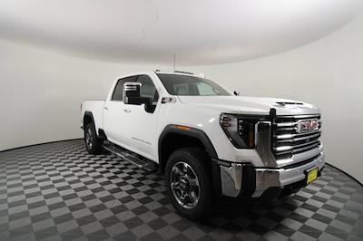 New 2025 GMC Sierra 2500 SLT Crew Cab 4x4, Pickup for sale #D452131 - photo 1