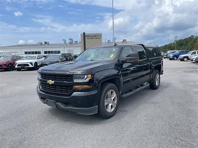 Used 2018 Chevrolet Silverado 1500 Custom Crew Cab 4WD, Pickup for sale #JG567782A - photo 1