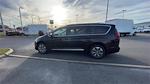 Used 2018 Chrysler Pacifica Hybrid Limited FWD, Minivan for sale #JR144902A - photo 13