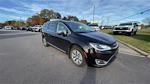 Used 2018 Chrysler Pacifica Hybrid Limited FWD, Minivan for sale #JR144902A - photo 3