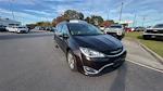 Used 2018 Chrysler Pacifica Hybrid Limited FWD, Minivan for sale #JR144902A - photo 4