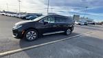 Used 2018 Chrysler Pacifica Hybrid Limited FWD, Minivan for sale #JR144902A - photo 10