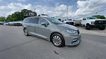 Used 2022 Chrysler Pacifica Limited FWD, Minivan for sale #NR164238P - photo 4