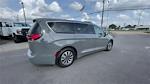 Used 2022 Chrysler Pacifica Limited FWD, Minivan for sale #NR164238P - photo 21