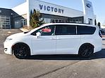 Used 2020 Chrysler Pacifica Touring L FWD, Minivan for sale #CR619A - photo 3