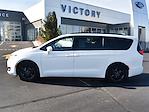 Used 2020 Chrysler Pacifica Touring L FWD, Minivan for sale #D5398 - photo 3