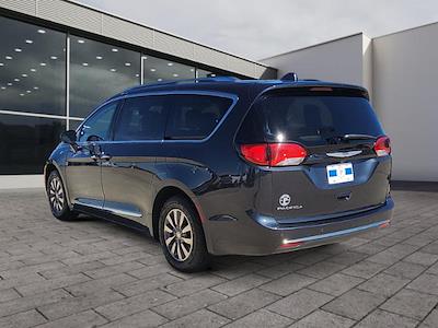 Used 2019 Chrysler Pacifica FWD, Minivan for sale #LU5906 - photo 2