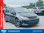 Used 2019 Chrysler Pacifica FWD, Minivan for sale #N01038A - photo 1
