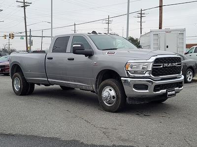 2024 Ram 3500 Crew Cab DRW 4x4, Pickup for sale #4W9015 - photo 1