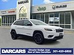 Used 2023 Jeep Cherokee Altitude 4WD, SUV for sale #E1W0203 - photo 1