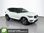 Used 2019 Volvo XC40 R-Design FWD, SUV for sale #6112817 - photo 1