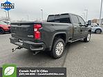 Used 2022 Chevrolet Silverado 3500 High Country Crew Cab 4x4, Pickup for sale #6358484 - photo 2