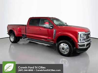 Used 2023 Ford F-450 Lariat Crew Cab 4x4, Pickup for sale #6C47295 - photo 1