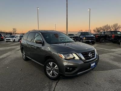 Used 2017 Nissan Pathfinder SL 4WD, SUV for sale #H24071B - photo 1