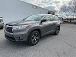 Used 2016 Toyota Highlander XLE 4x4, SUV for sale #064199A - photo 1