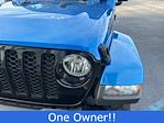 2022 Jeep Gladiator Crew Cab 4x4, Pickup for sale #8G4678A - photo 4