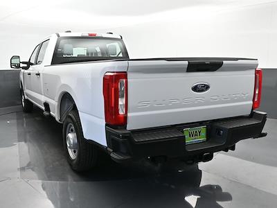 2024 Ford F-350 Crew Cab SRW 4x2, Pickup for sale #D21940 - photo 2