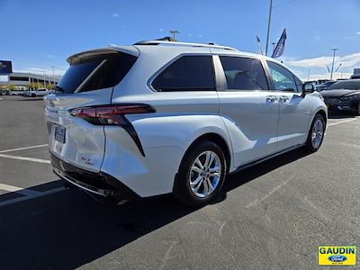 2022 Toyota Sienna AWD, Minivan for sale #24T1404A - photo 2