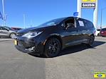 Used 2020 Chrysler Pacifica Touring FWD, Minivan for sale #24T1550AA - photo 5