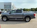 Used 2018 Nissan Titan SL Crew Cab 4x4, Pickup for sale #F248030A - photo 8