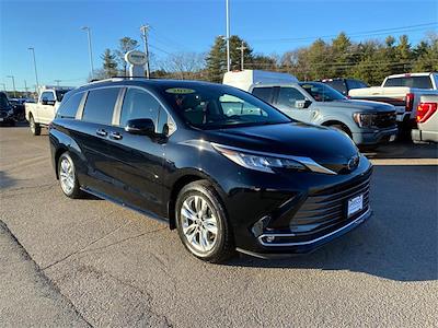 Used 2022 Toyota Sienna Limited AWD, Minivan for sale #P10576A - photo 1