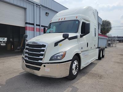 Used 2020 Freightliner Cascadia Sleeper Cab 6x4, Semi Truck for sale #274336 - photo 1