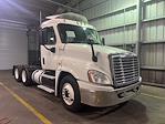 Used 2016 Freightliner Cascadia Day Cab 6x4, Semi Truck for sale #381627 - photo 4