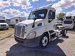 Used 2015 Freightliner Cascadia Day Cab 4x2, Semi Truck for sale #640237 - photo 1