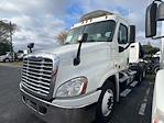 Used 2016 Freightliner Cascadia Day Cab 6x4, Semi Truck for sale #643386 - photo 1