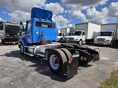 Used 2016 Freightliner M2 112 Conventional Cab 4x2, Semi Truck for sale #645826 - photo 2