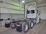 Used 2017 Freightliner Cascadia Day Cab 6x4, Semi Truck for sale #676435 - photo 5