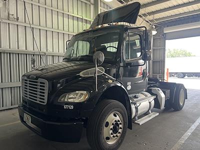 Used 2017 Freightliner M2 106 Conventional Cab 4x2, Semi Truck for sale #677129 - photo 1