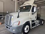 Used 2018 Freightliner Cascadia Day Cab 4x2, Semi Truck for sale #746251 - photo 1