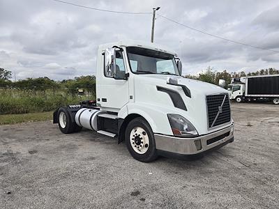 Used 2018 Volvo VNL 4x2, Semi Truck for sale #756422 - photo 1