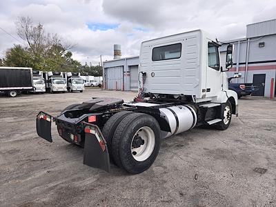 Used 2018 Volvo VNL 4x2, Semi Truck for sale #756422 - photo 2